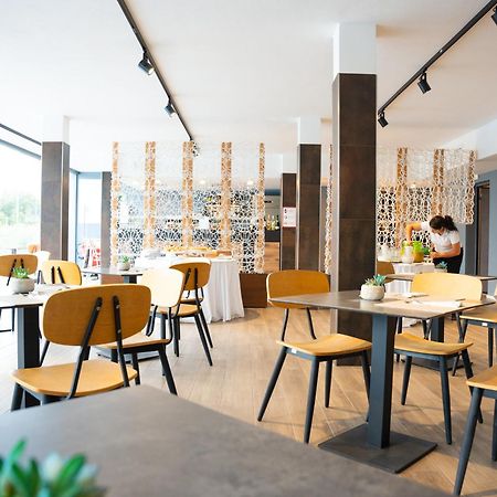 Horizon Hotel by PendraHolidays Badesi Buitenkant foto