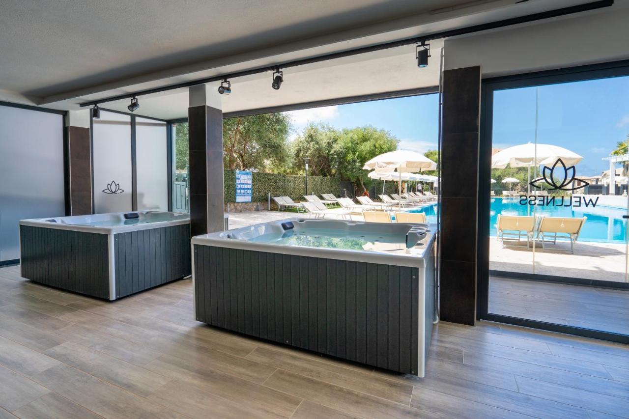 Horizon Hotel by PendraHolidays Badesi Buitenkant foto
